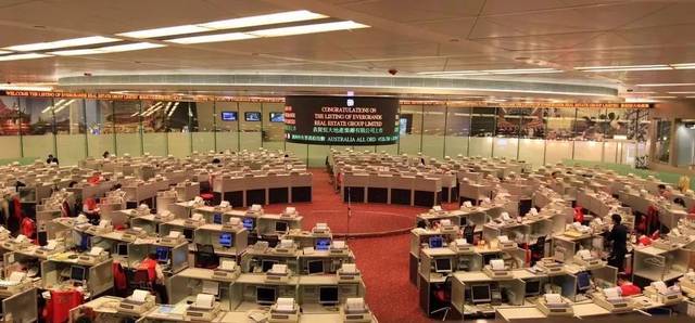 香港证券市场(香港证券市场的股票交收日为 日?)
