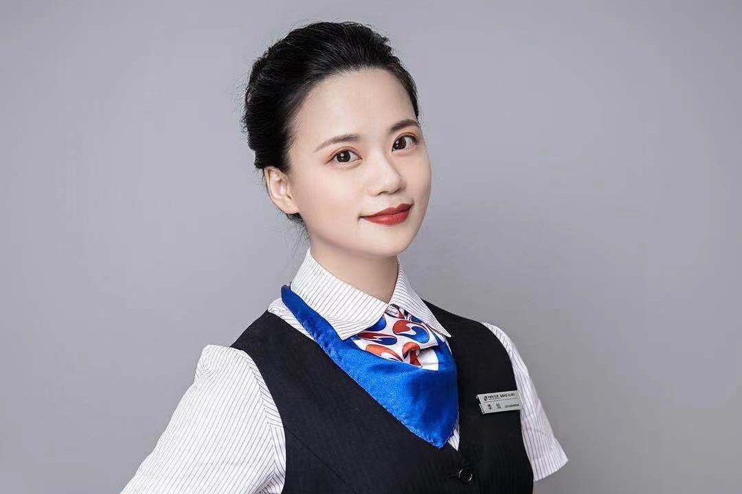 证券女(证券女不能碰)