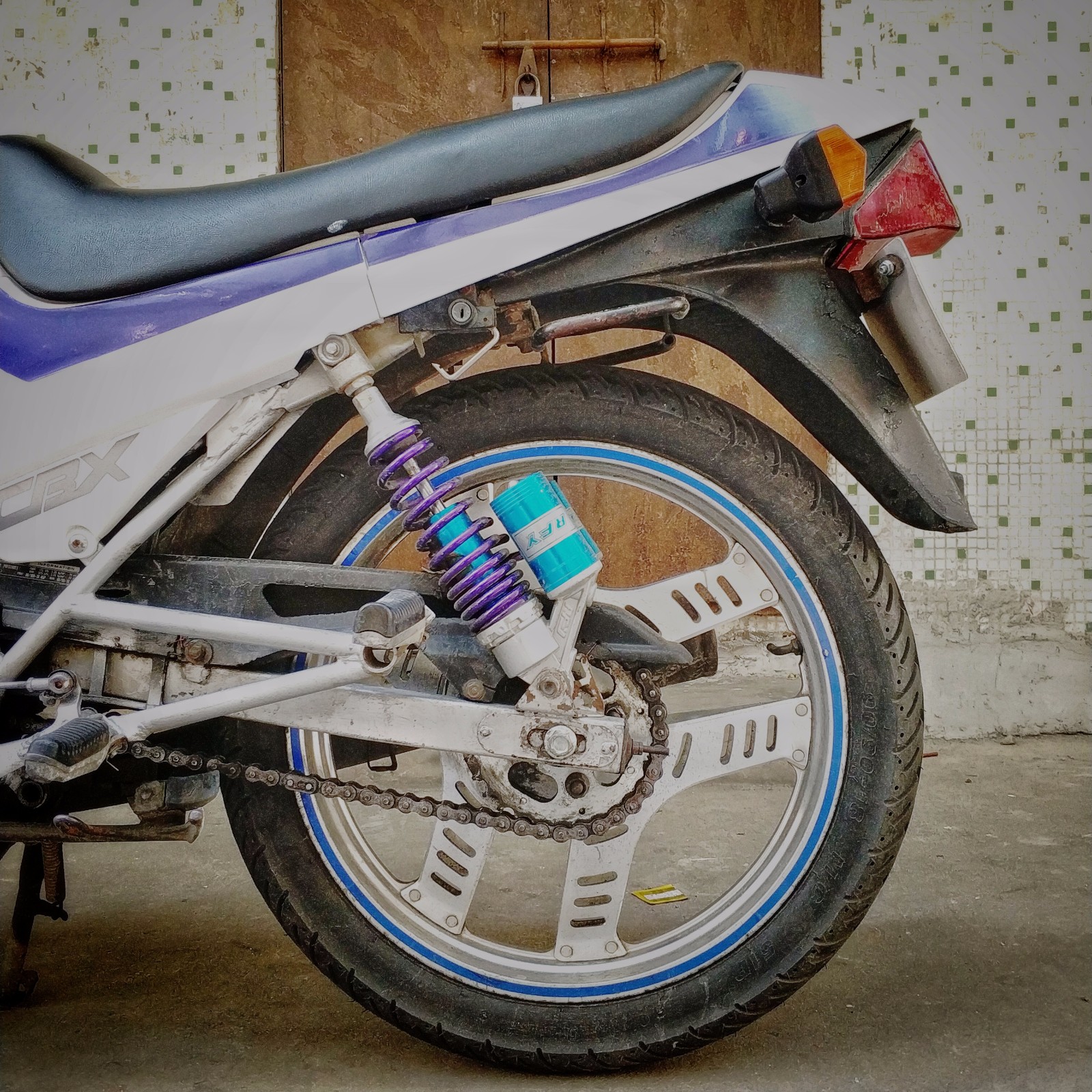 CBX(cbx49投影仪参数)