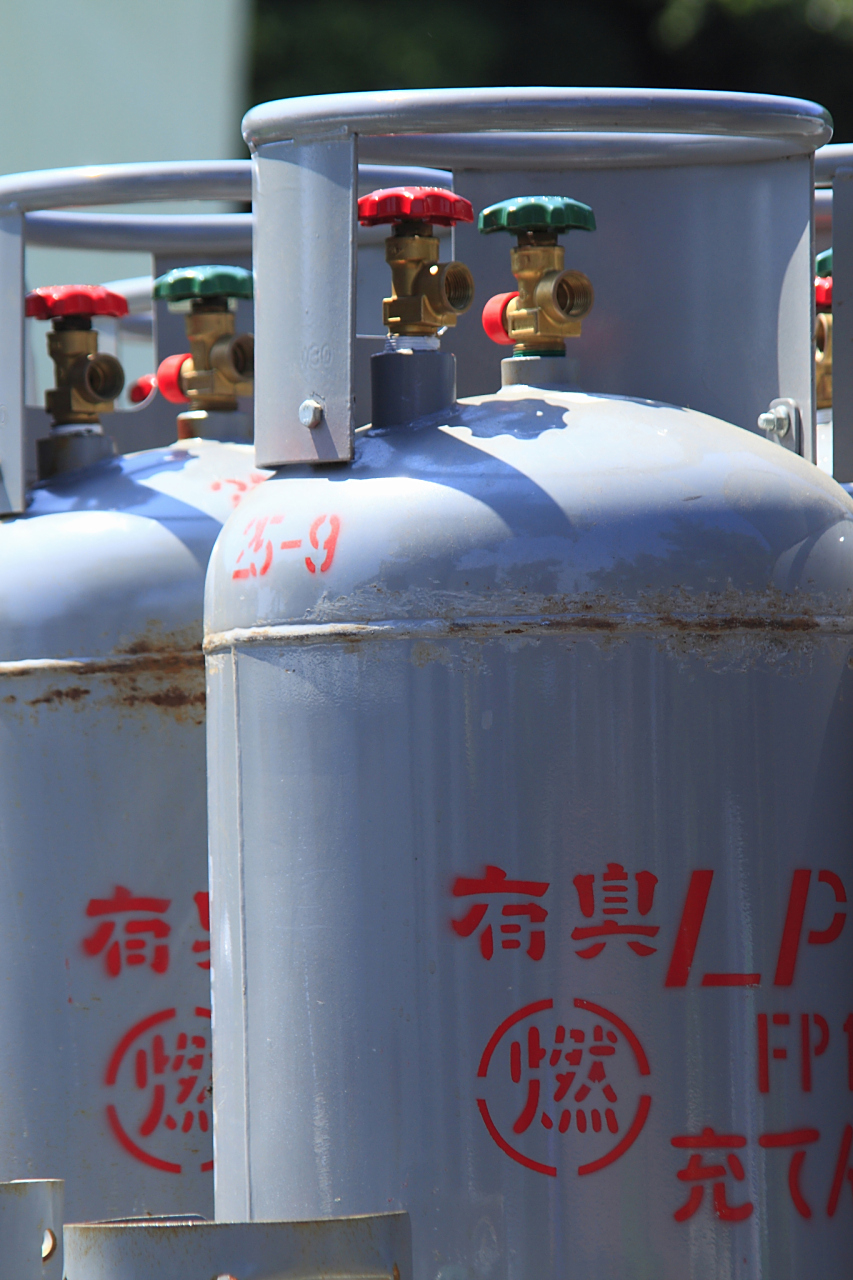 天然气期货(天然气期货实时行情走势图)