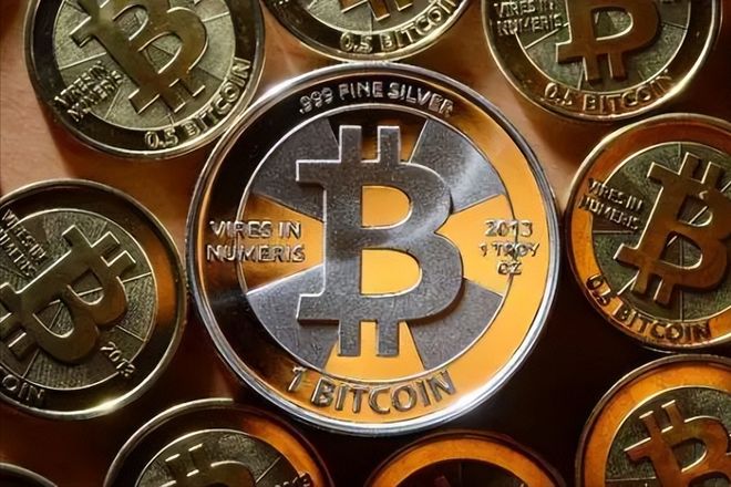 比特币(比特币陷入熊市)